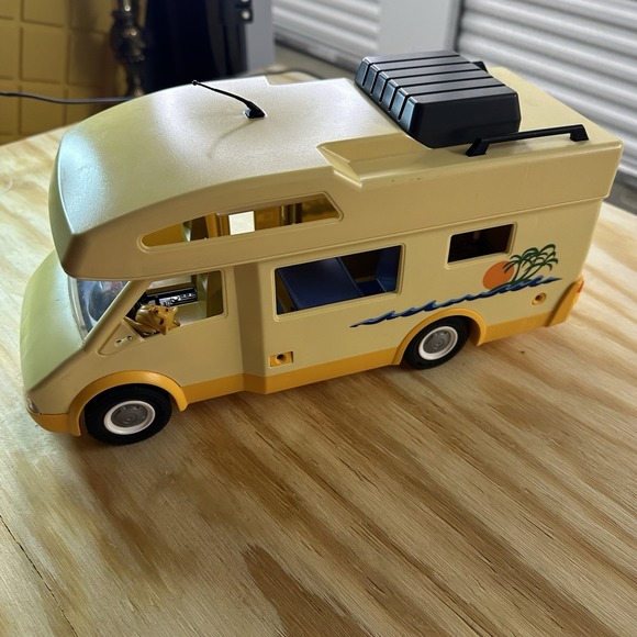 Playmobil Other - Playmobil 3261 Family Camper RV‎ Motorhome with Figures and accessories  +2006